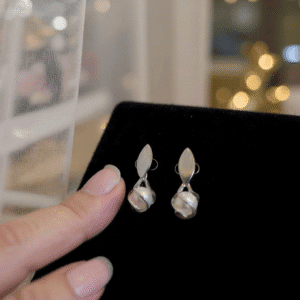 Elegant Floral Statement Jewelry for Modern Women | TrinketQueen.in