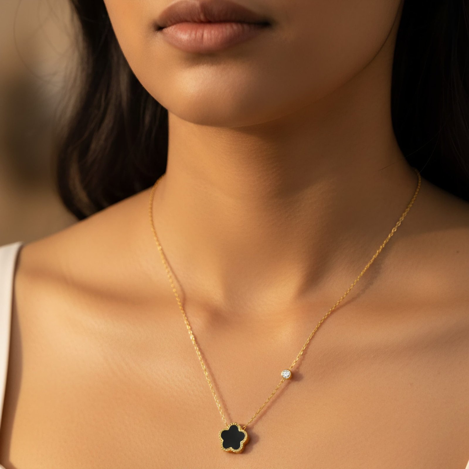 Premium Anti-Tarnish Onyx-Style Clover Necklace - Image 2