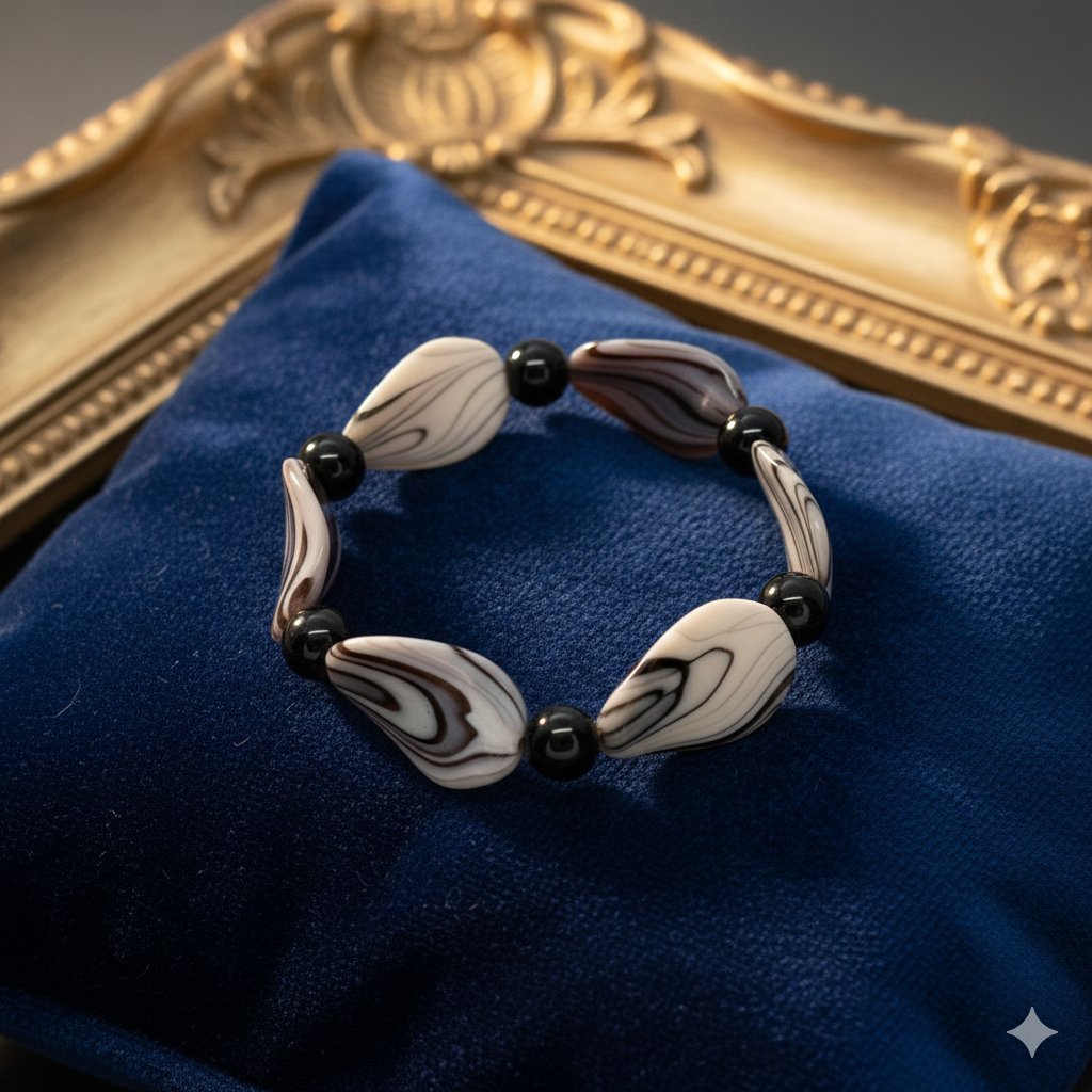 Artisanal Marbled Teardrop & Onyx-Style Beaded Bracelet - Image 3