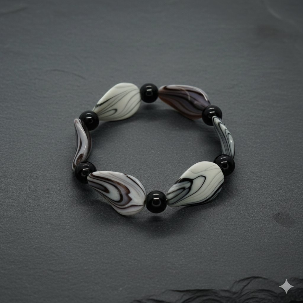 Artisanal Marbled Teardrop & Onyx-Style Beaded Bracelet