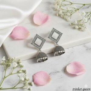 Traditional Geometric Elegance