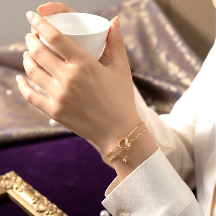 GoldToned anti tarnish Dual Ring Necklace - Image 3